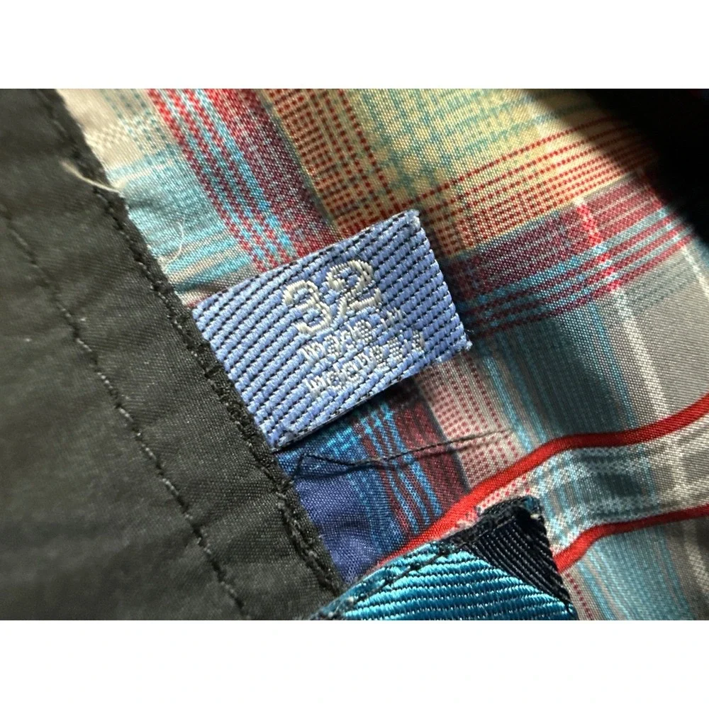 Modern Amusement Mens‎ Reversible Board Shorts Blue Black Striped Plaid Size 32